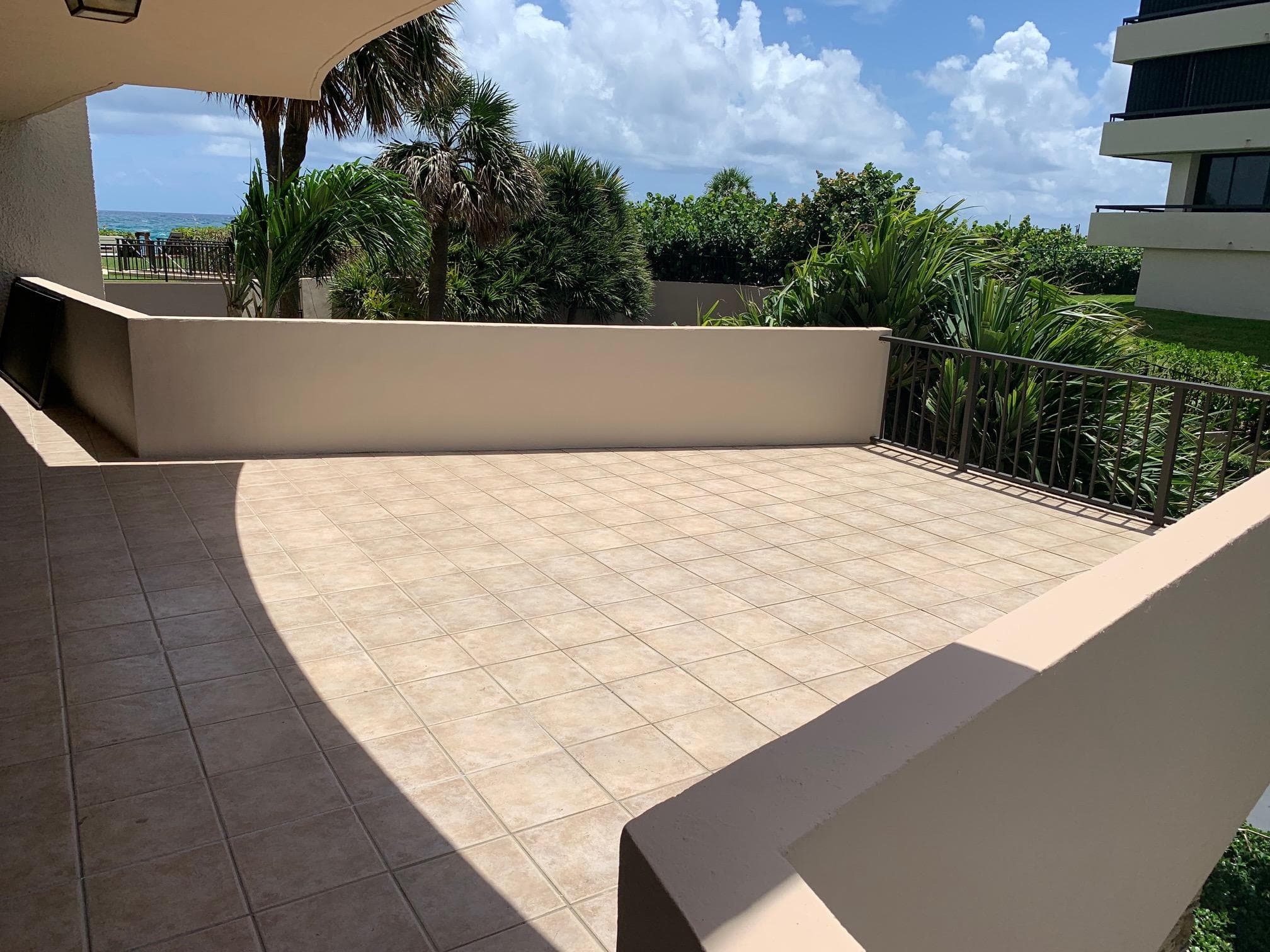 4200 N N. Ocean Drive #103