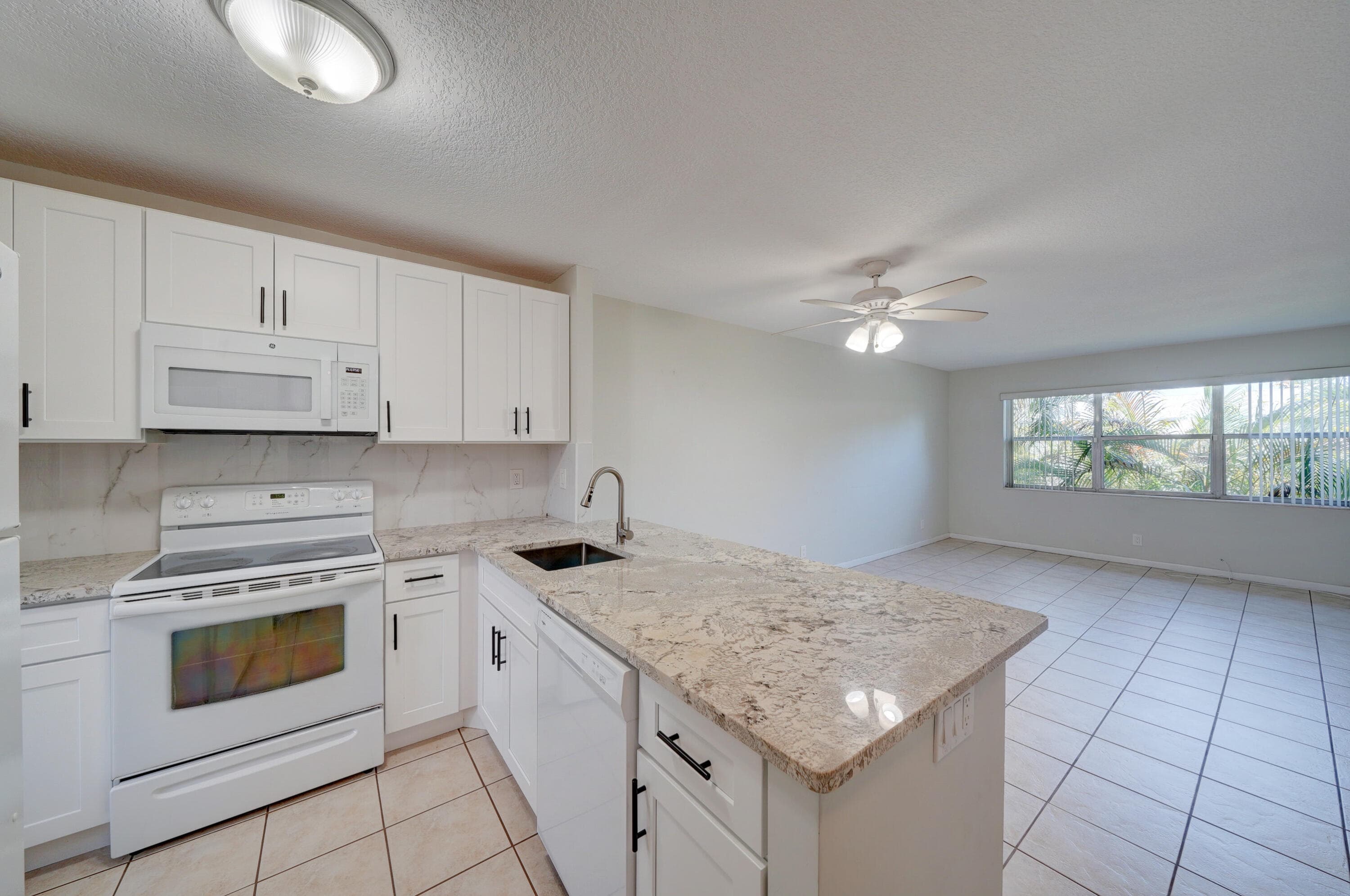 550 SE 2nd Avenue #G27