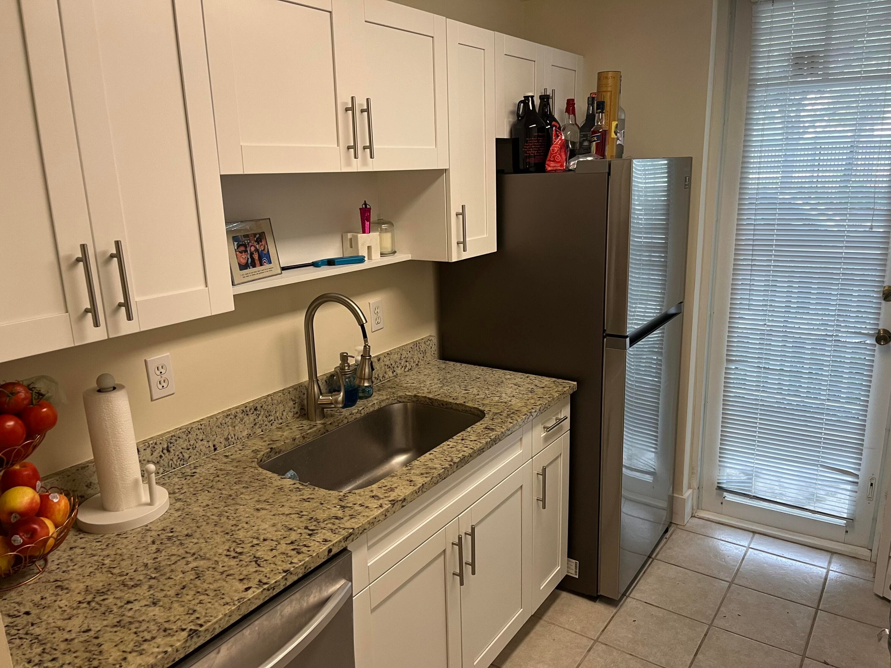 1152 University Boulevard #12