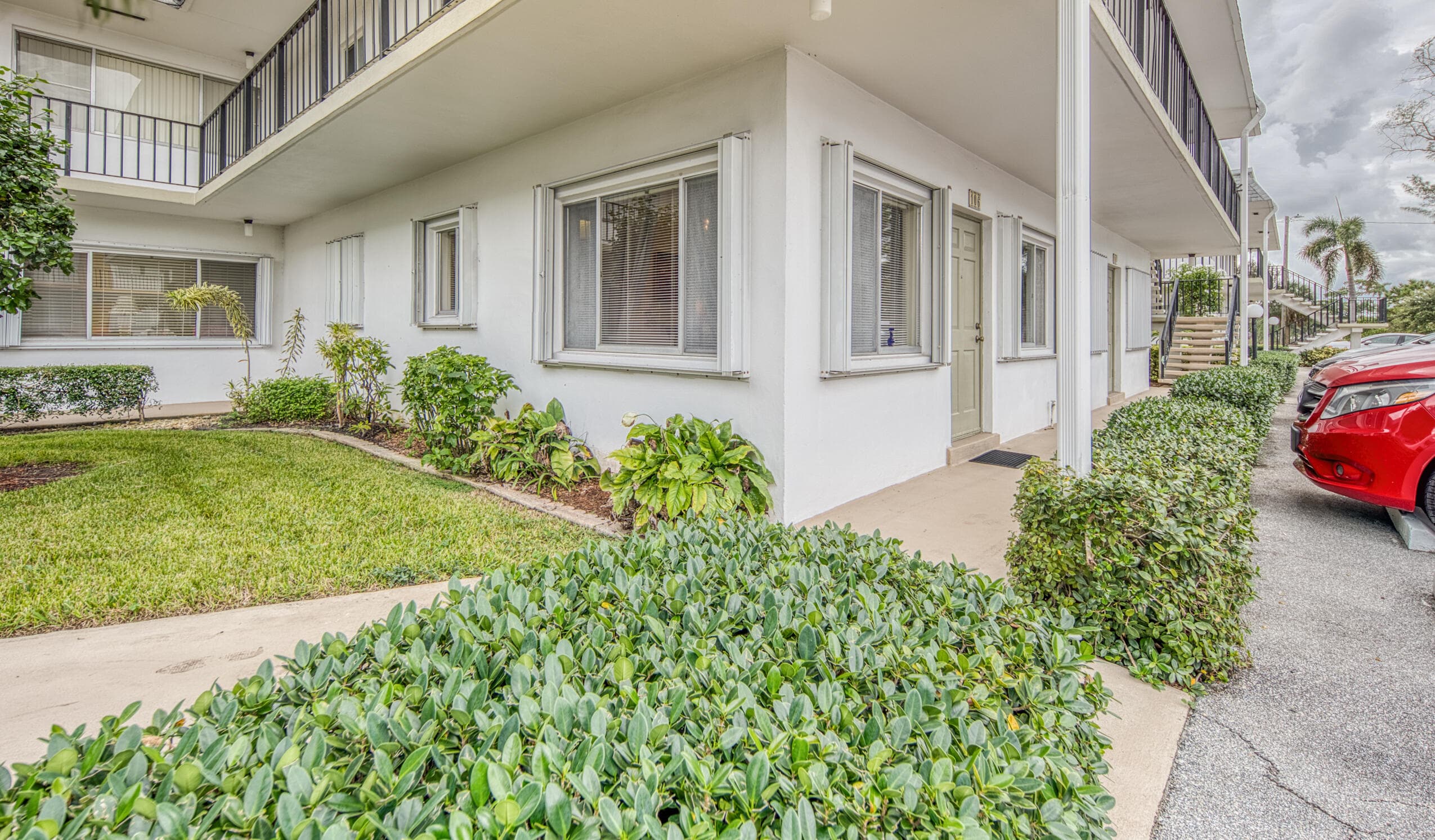 3040 Lake Osborne Drive #106