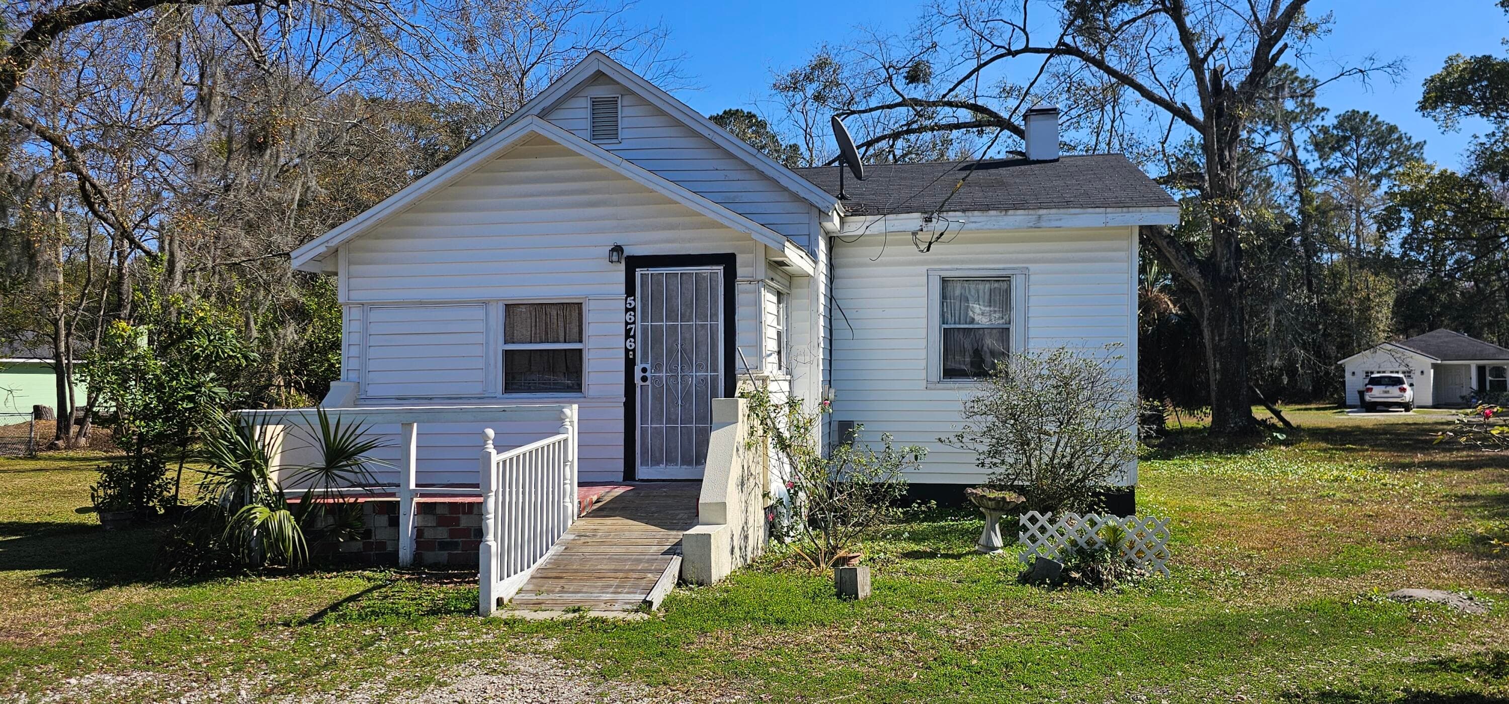 5676 Soutel Drive