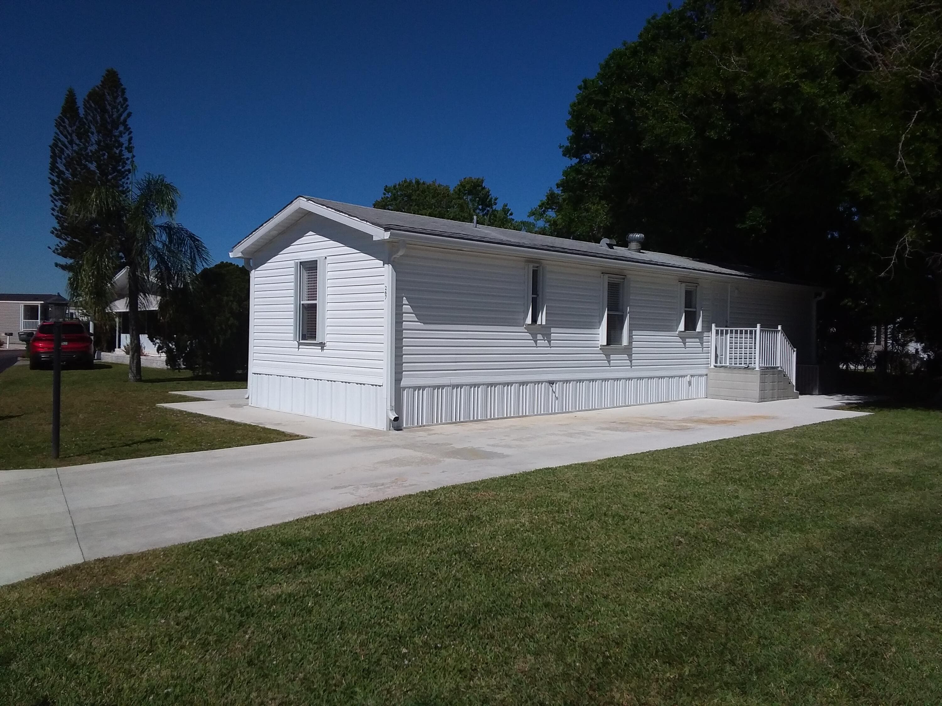 267 Nightingale Avenue