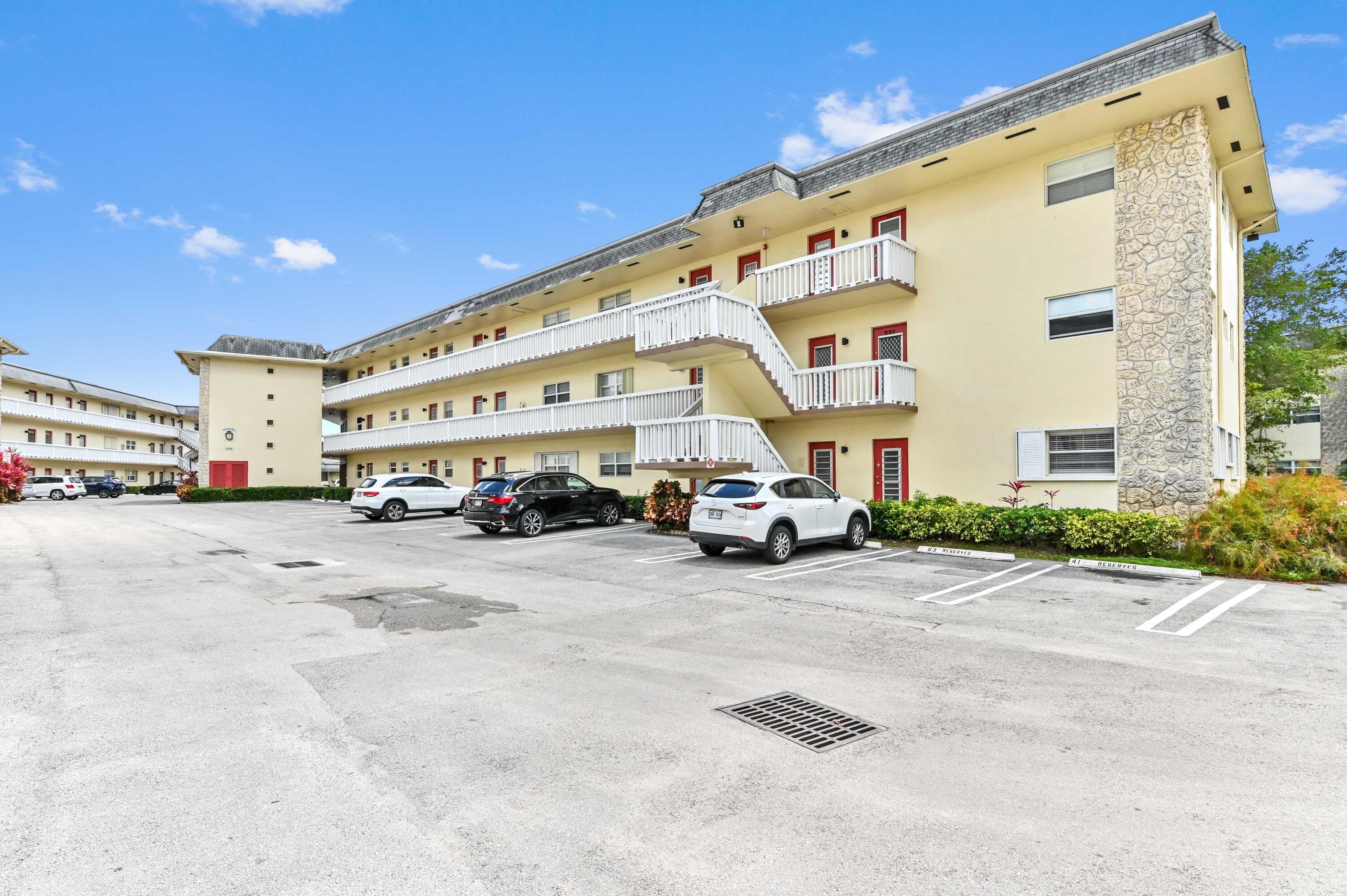 4321 NW 16th Street #C302