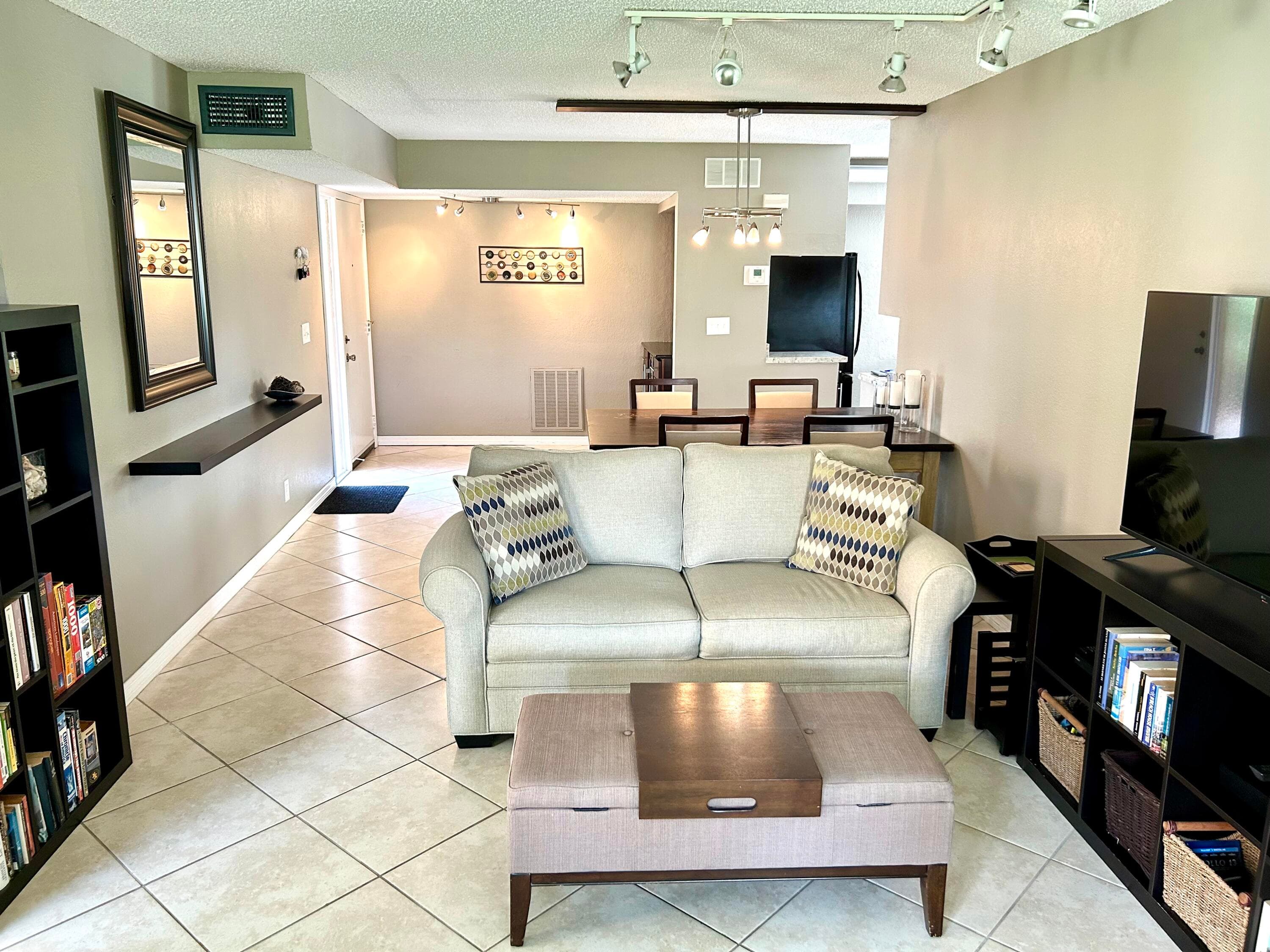 11231 Green Lake Drive #104