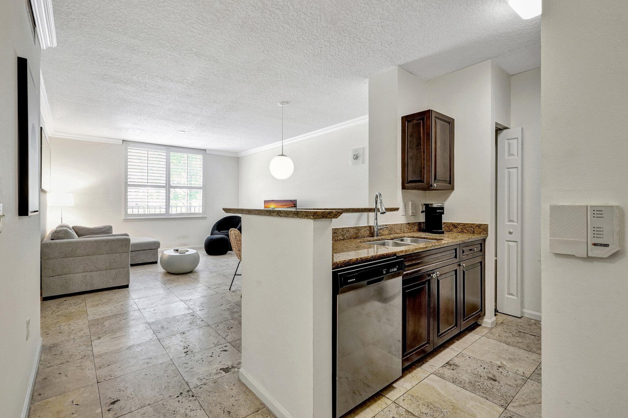 580 S Sapodilla Avenue #105