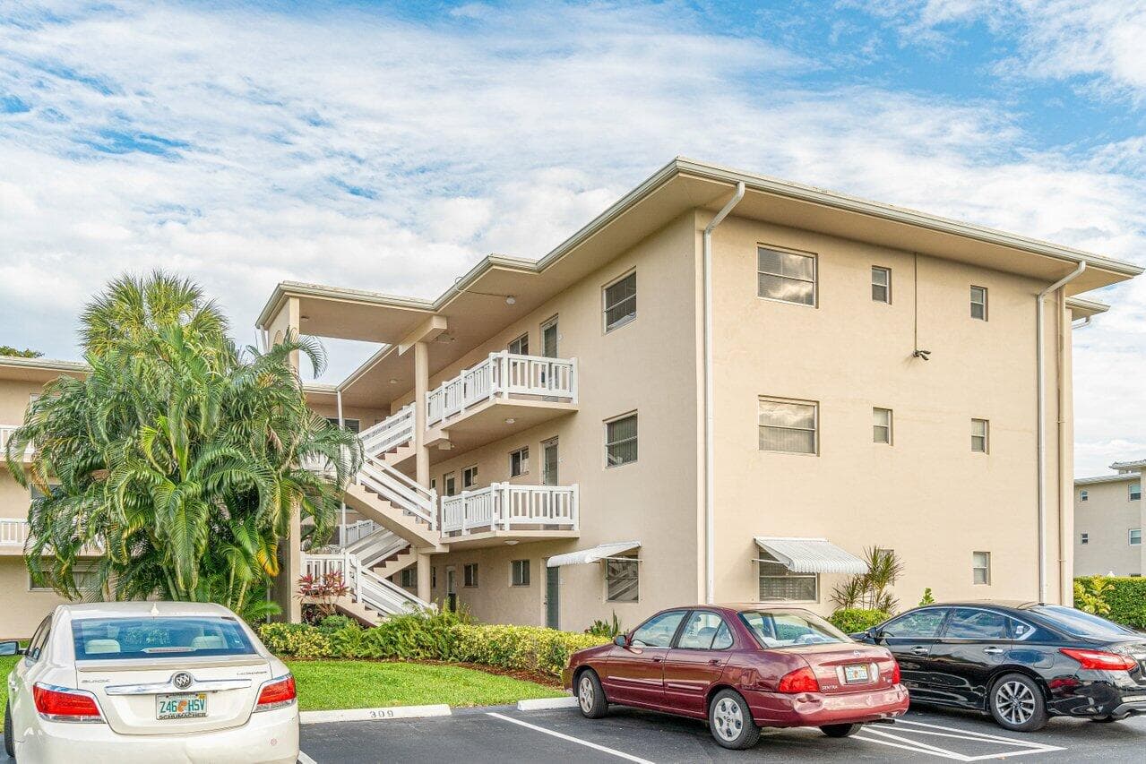 2855 S Garden Drive #211
