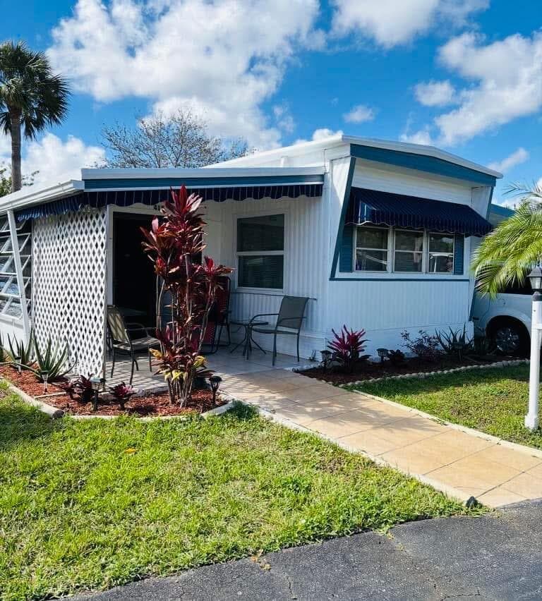 415 Gardenia Court