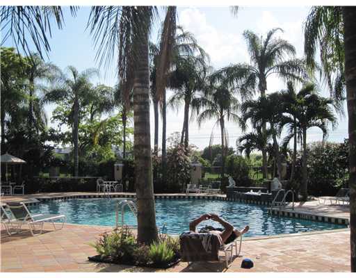 1721 Village 303 Boulevard #303