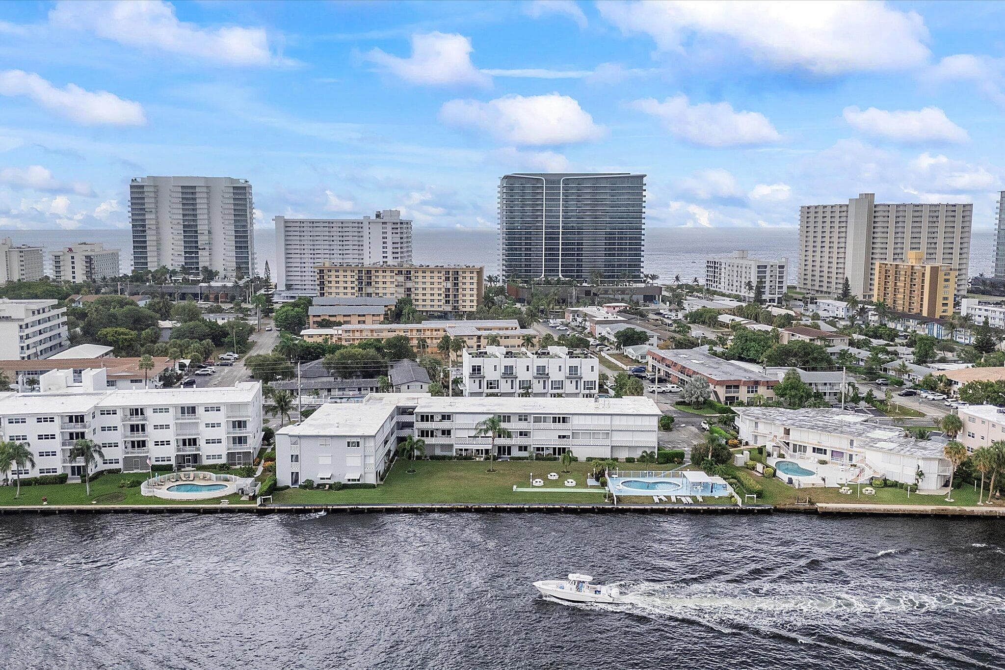 1001 N Riverside Drive #104
