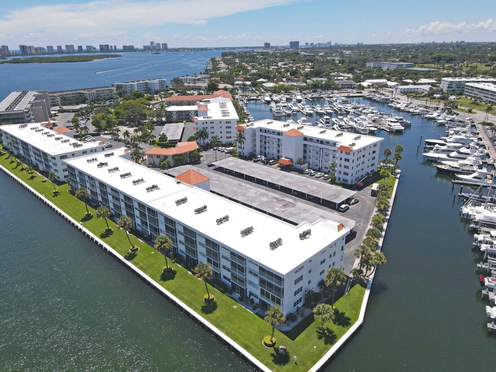 20 Yacht Club Drive #403