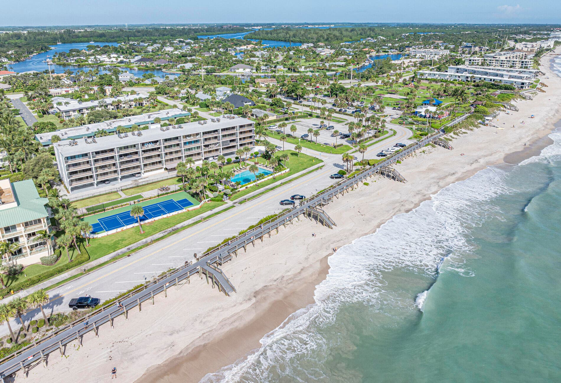 4141 Ocean Drive #403