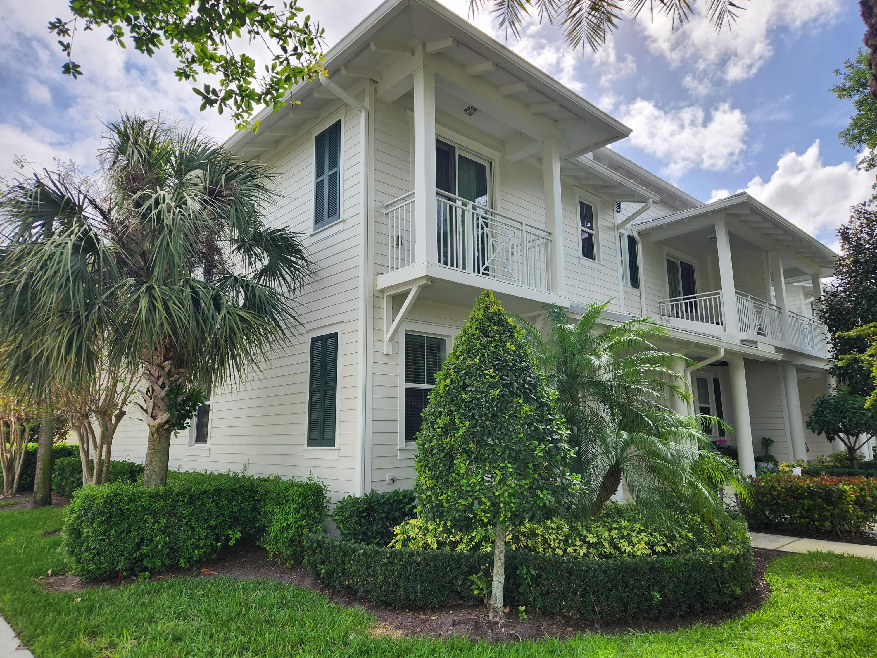 1102 Dakota Drive