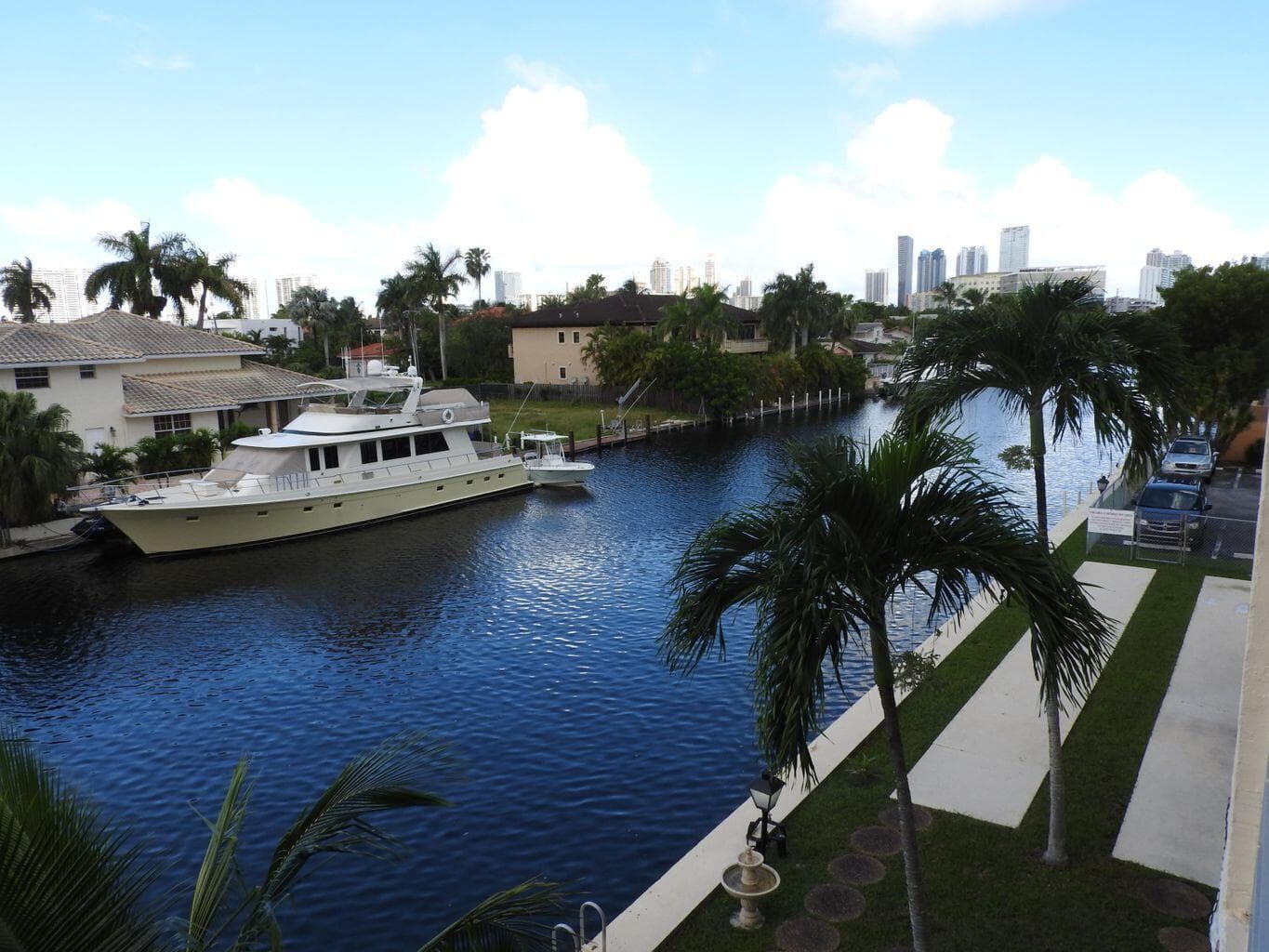 2935 NE 163rd Street #3m