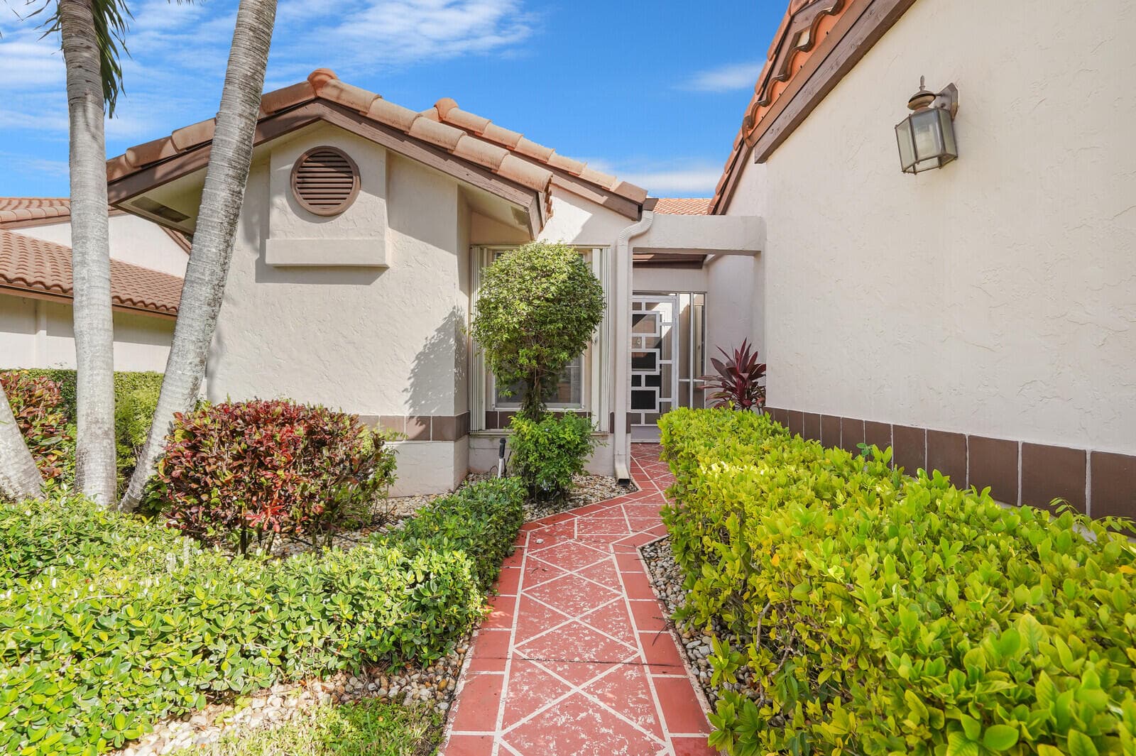6099 Waldwick Circle
