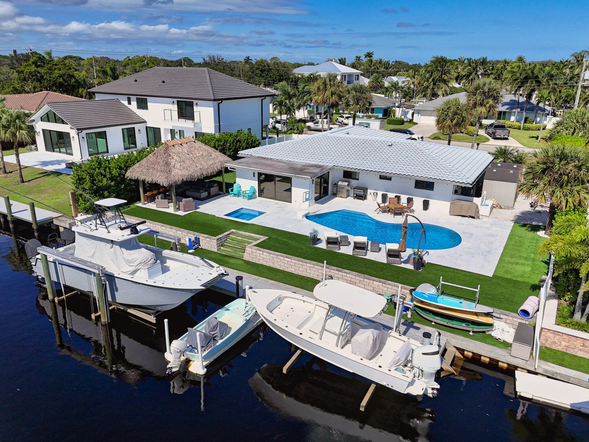 12 Leeward Circle
