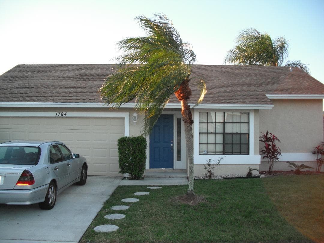 1794 Banyan Creek Circle N