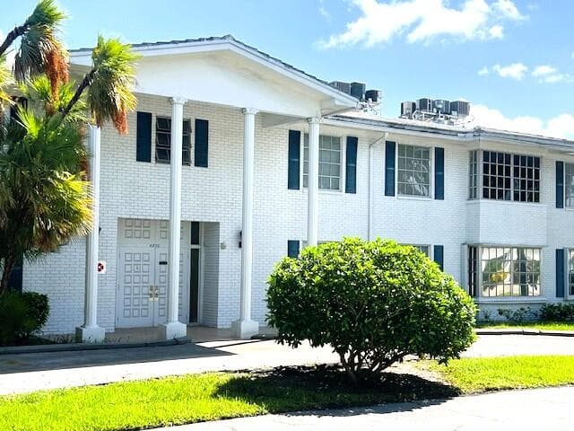 6800 NE 22nd Way #2132