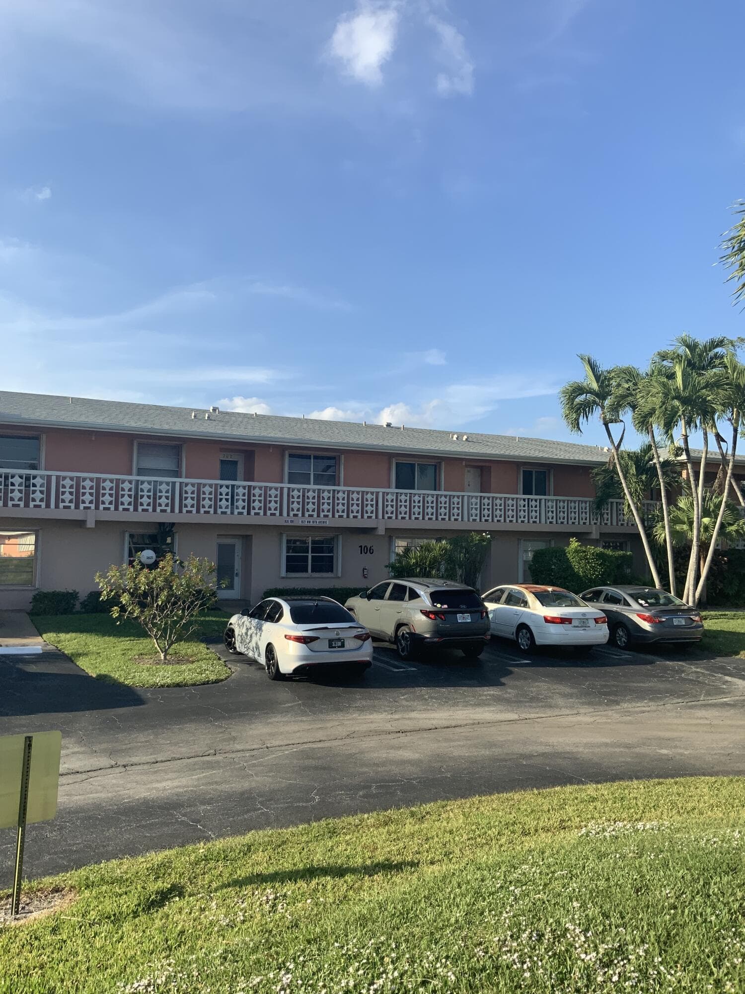 1621 NW 18th Avenue #102
