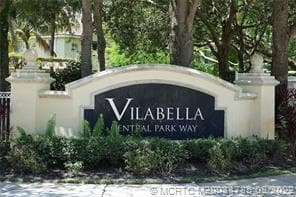 49 SE Sedona Circle #101