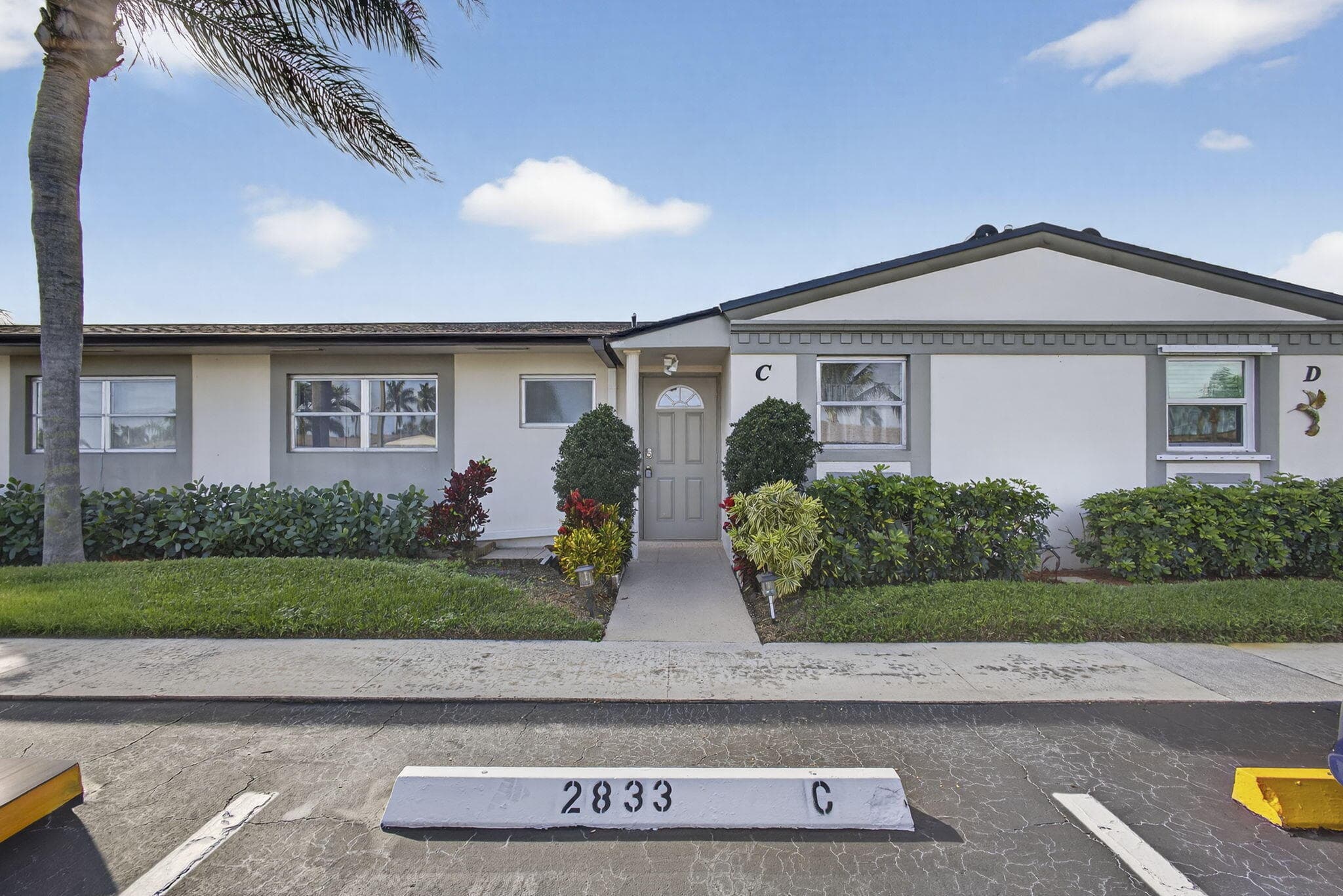 2833 Crosley Drive W #C