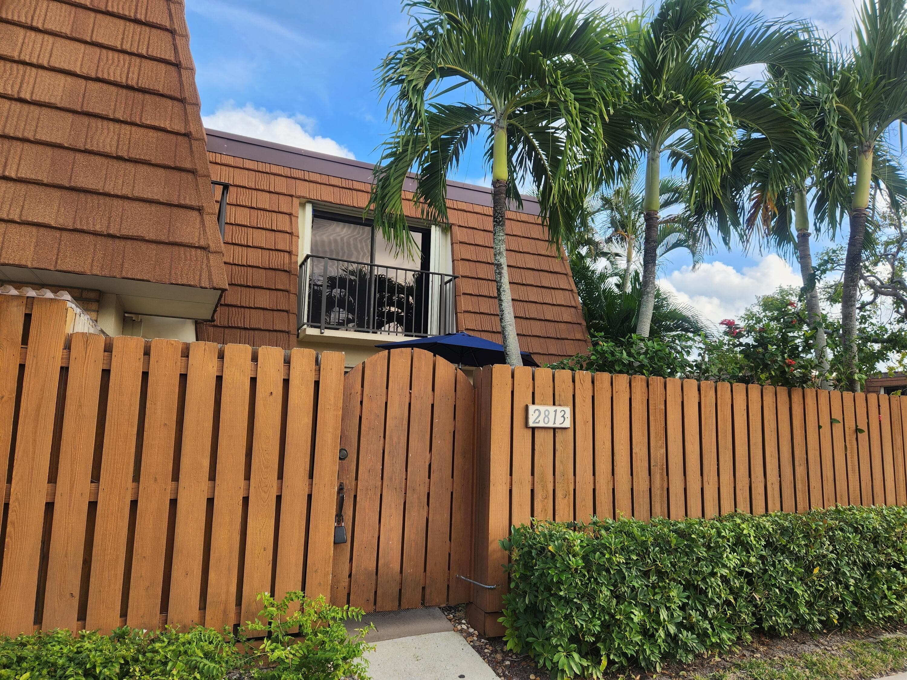 2813 28th Court