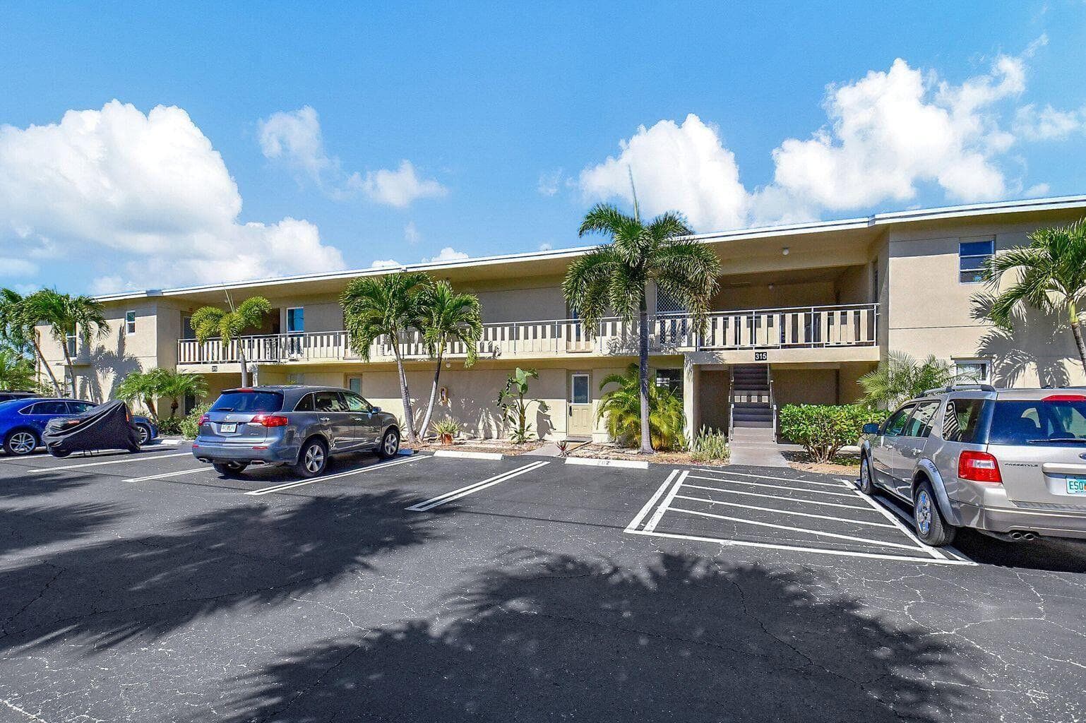 315 Circle Drive S #102