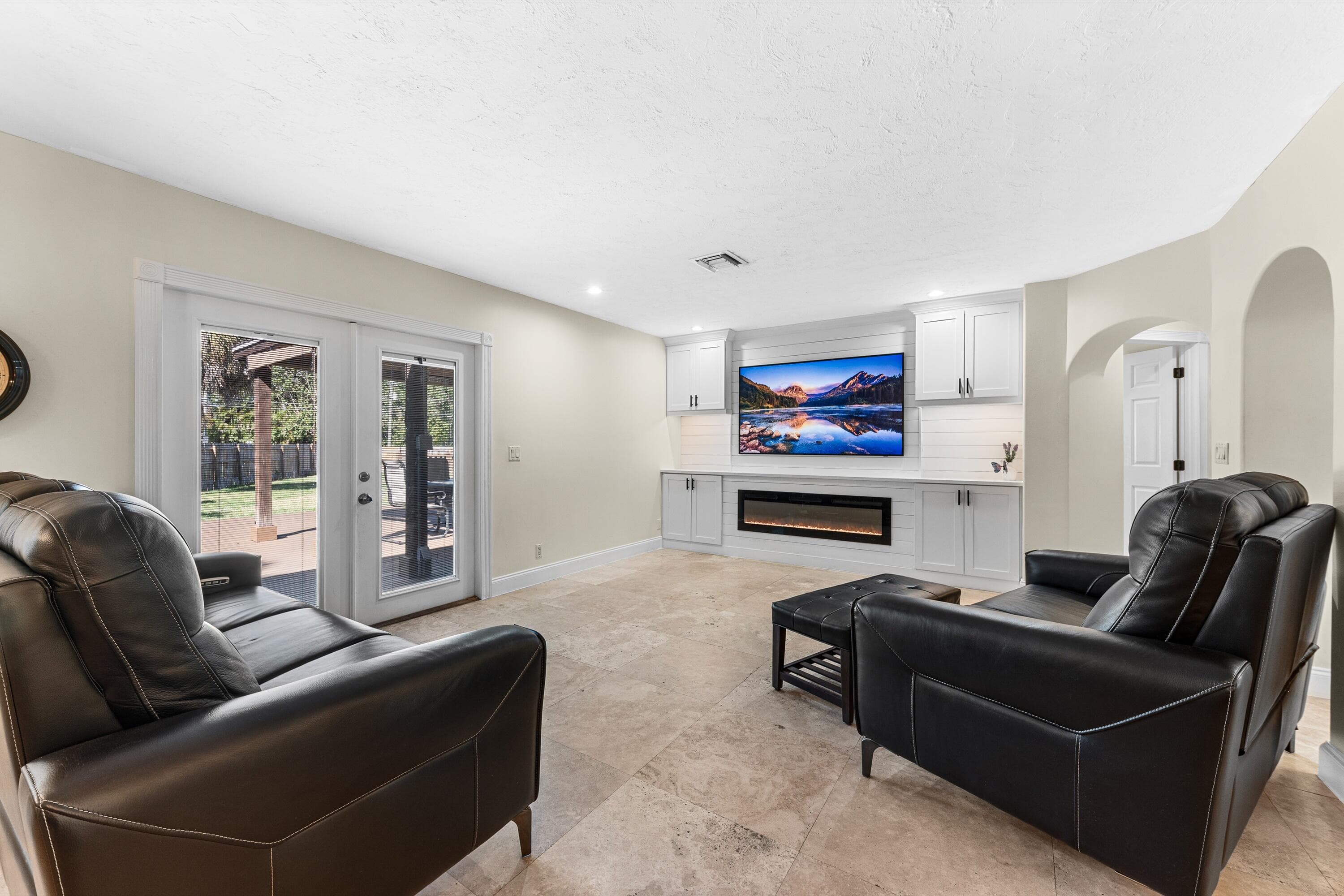 6567 Cindi Lane