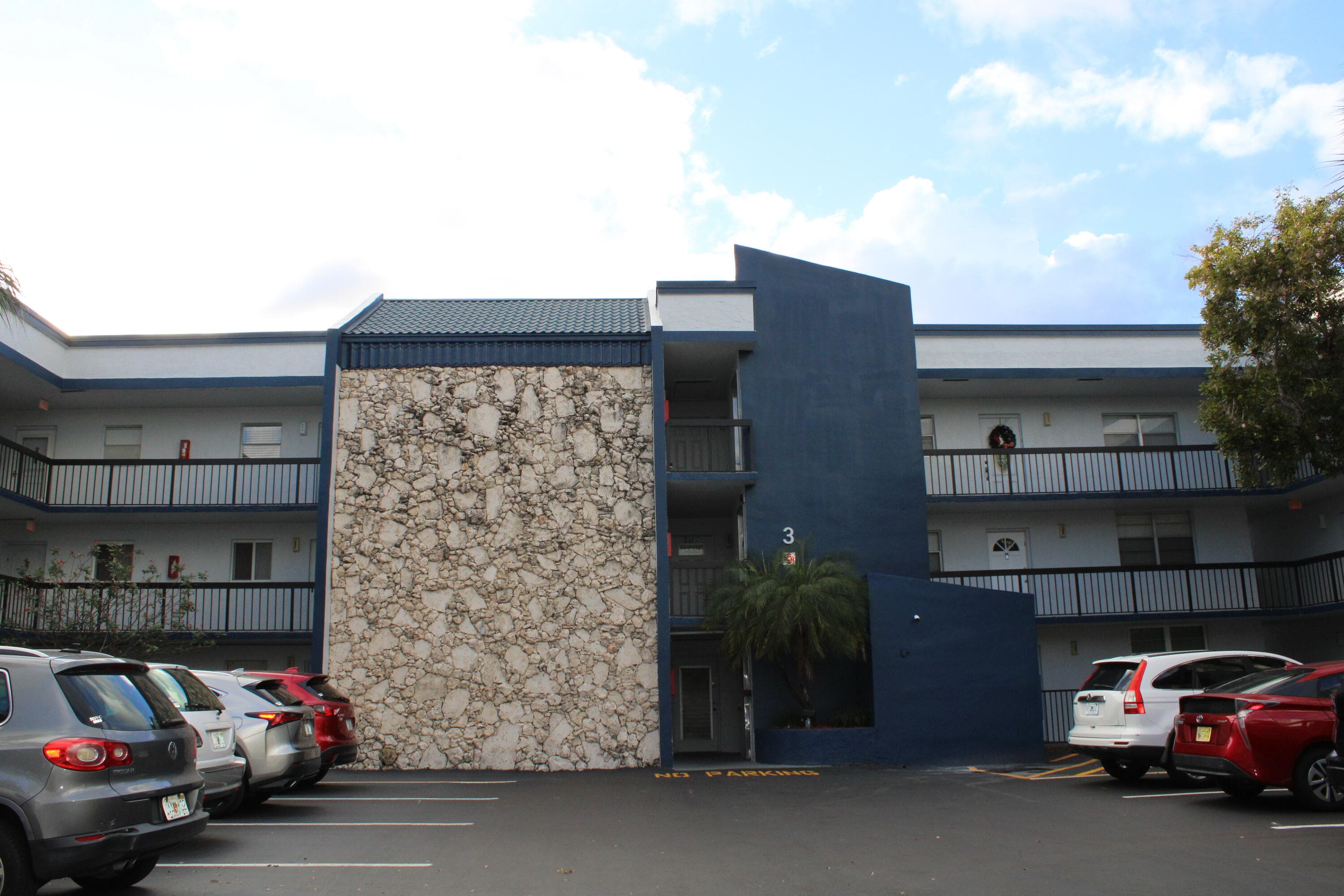 3200 Holiday Springs Boulevard #105