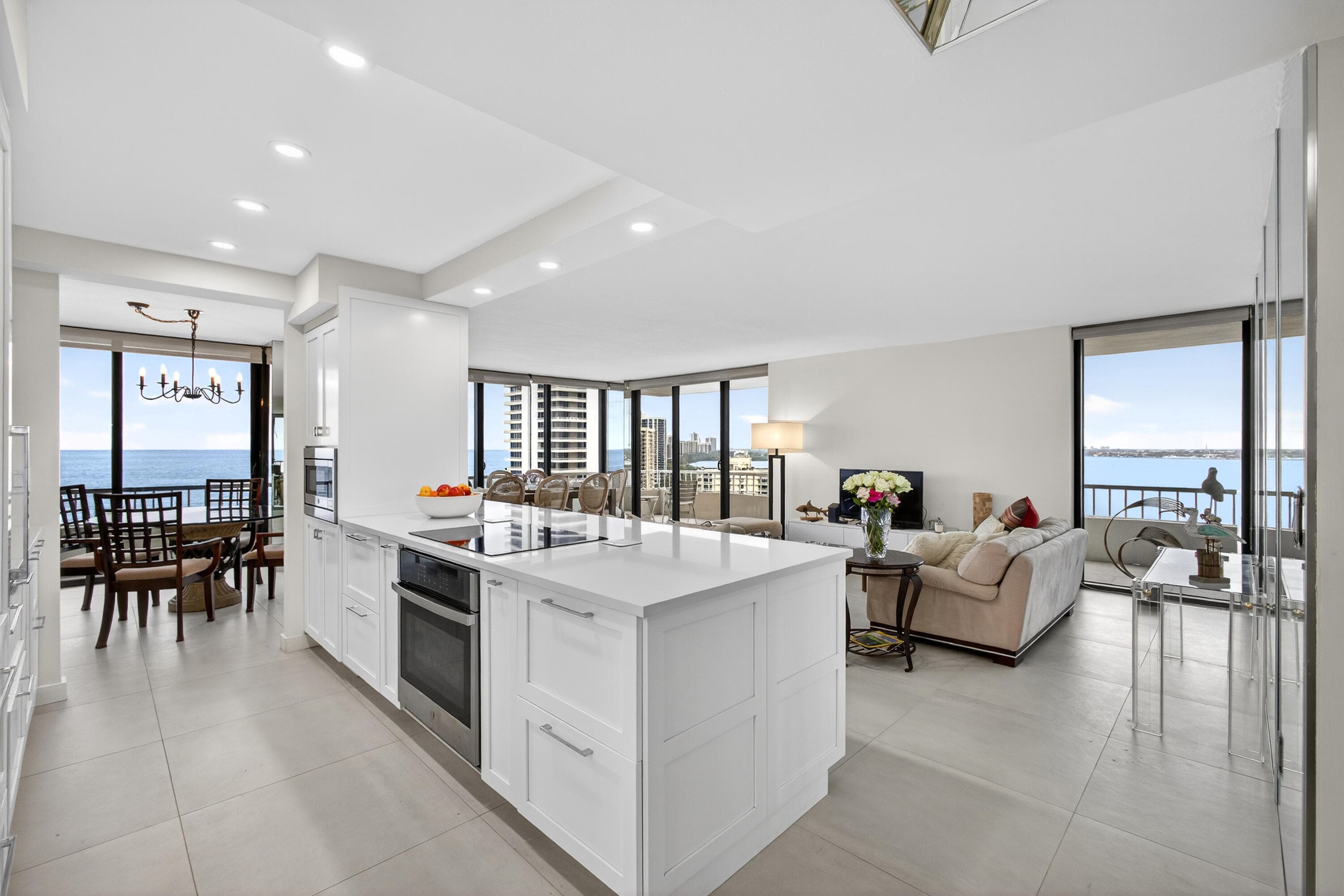 5540 N Ocean Drive #14b