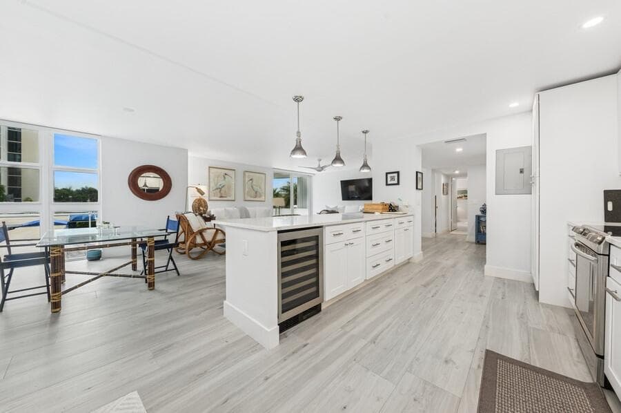 2200 S Ocean Boulevard #203