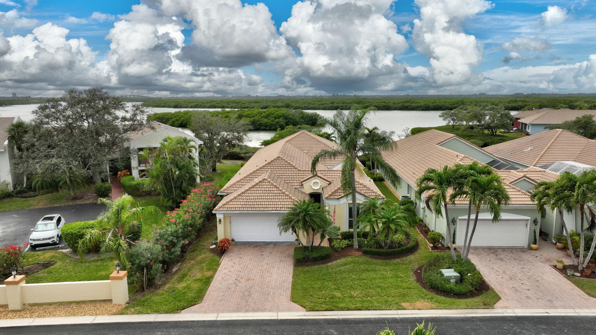 3305 Caracal Drive