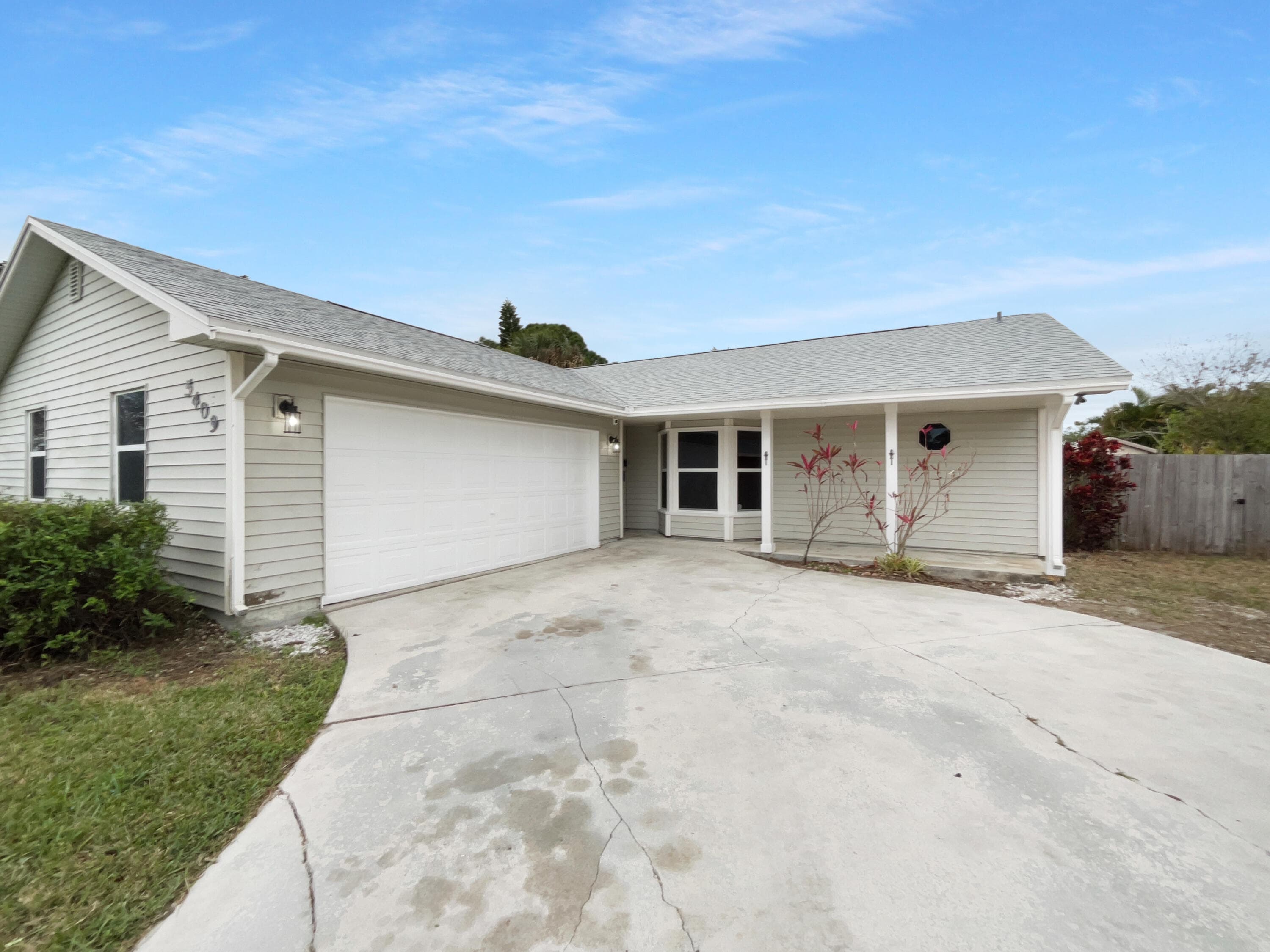 5409 Hickory Drive