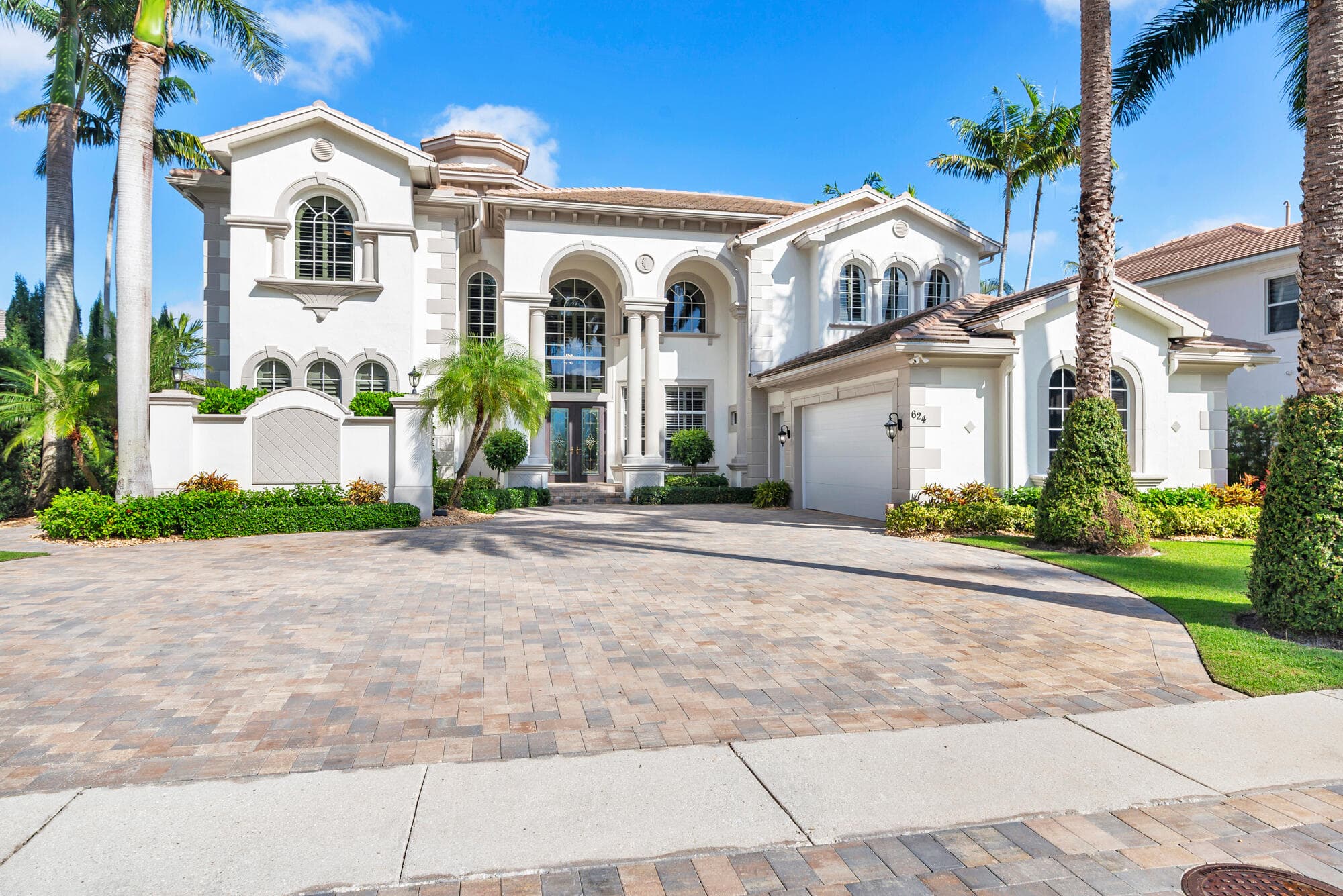 624 Hermitage Circle