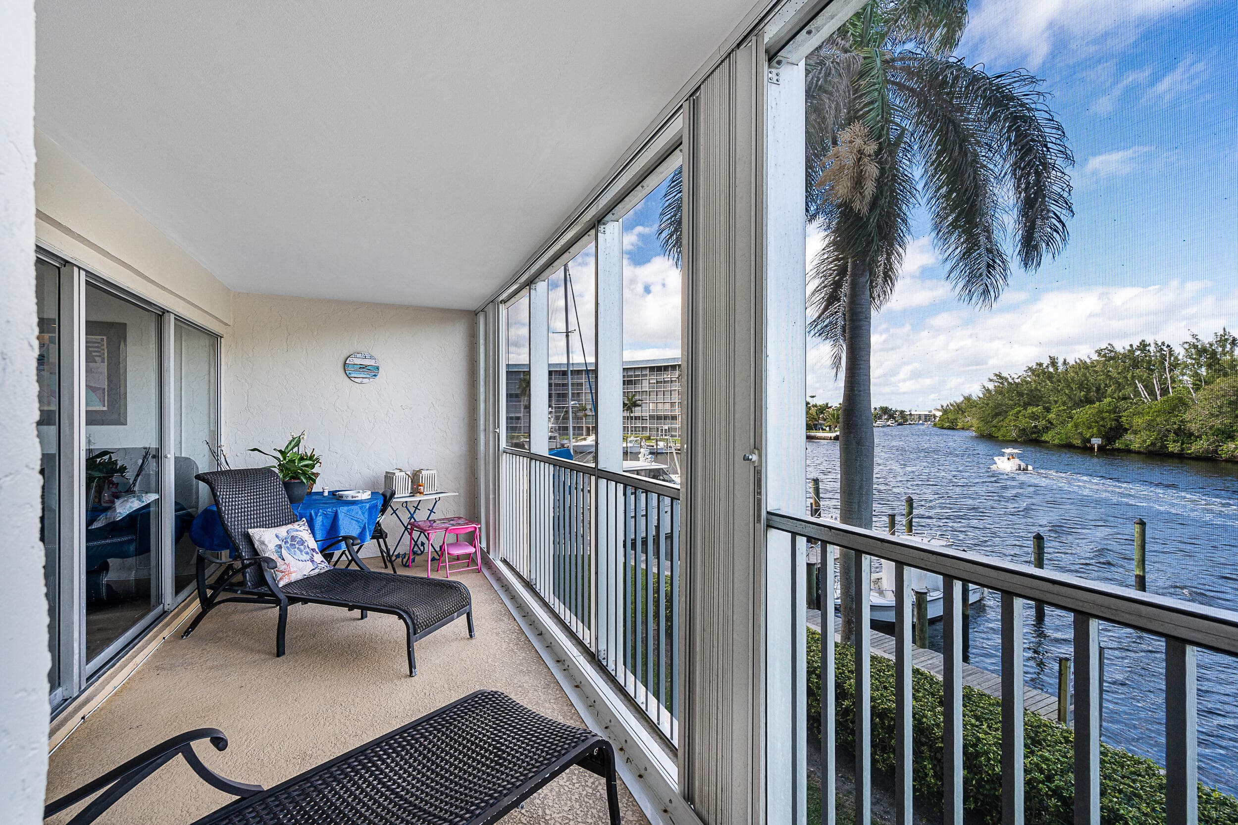 1537 E Hillsboro Boulevard #243