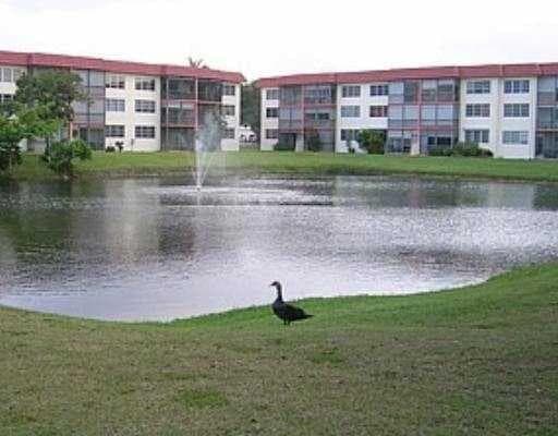 681 S Hollybrook Drive #105