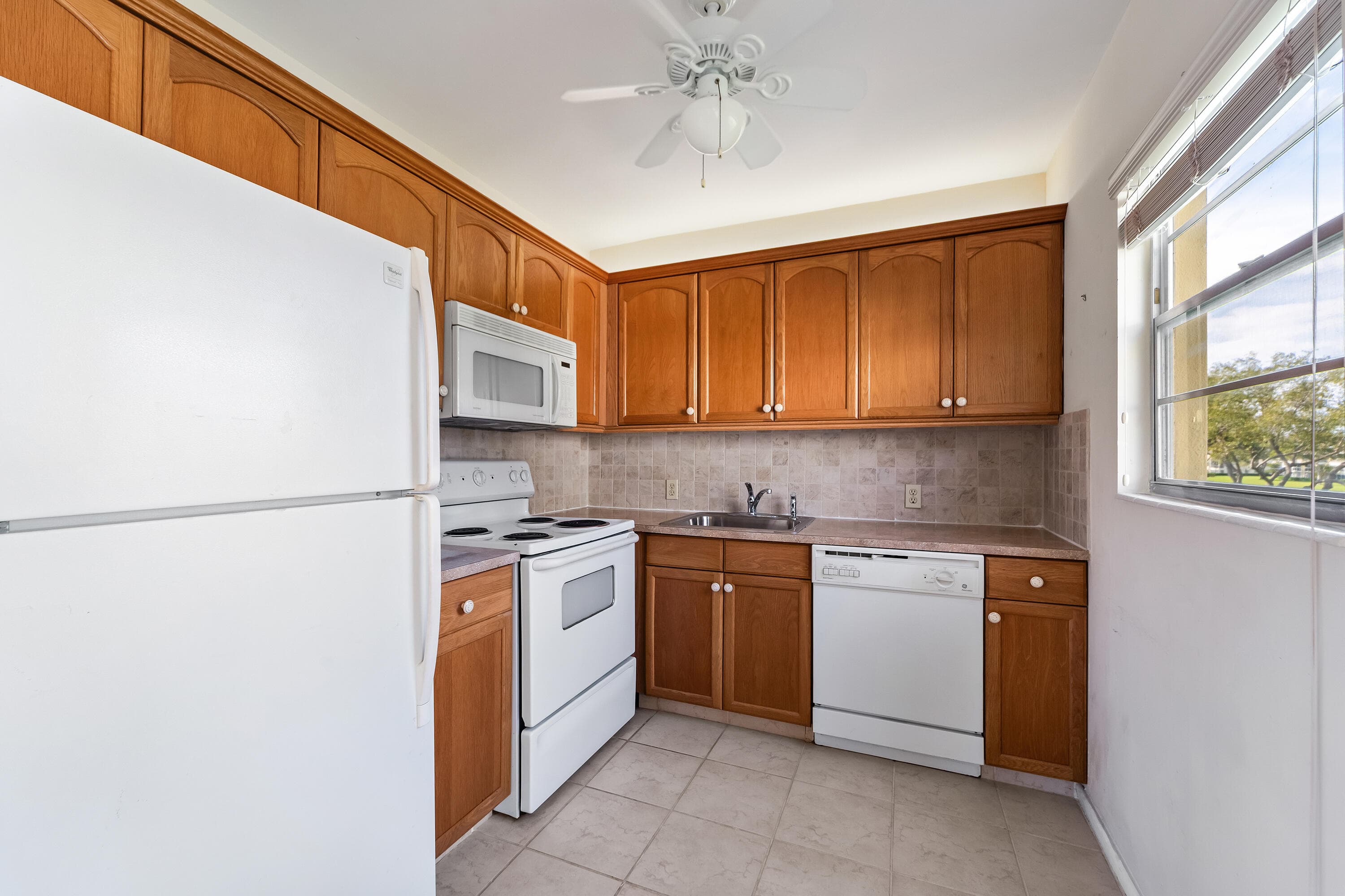 200 Dorset E