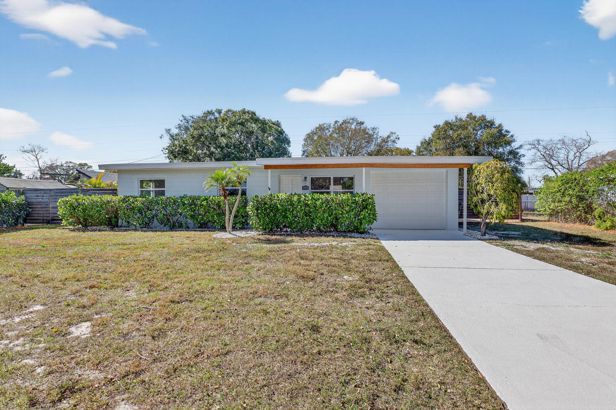 1932 Cedarwood Drive