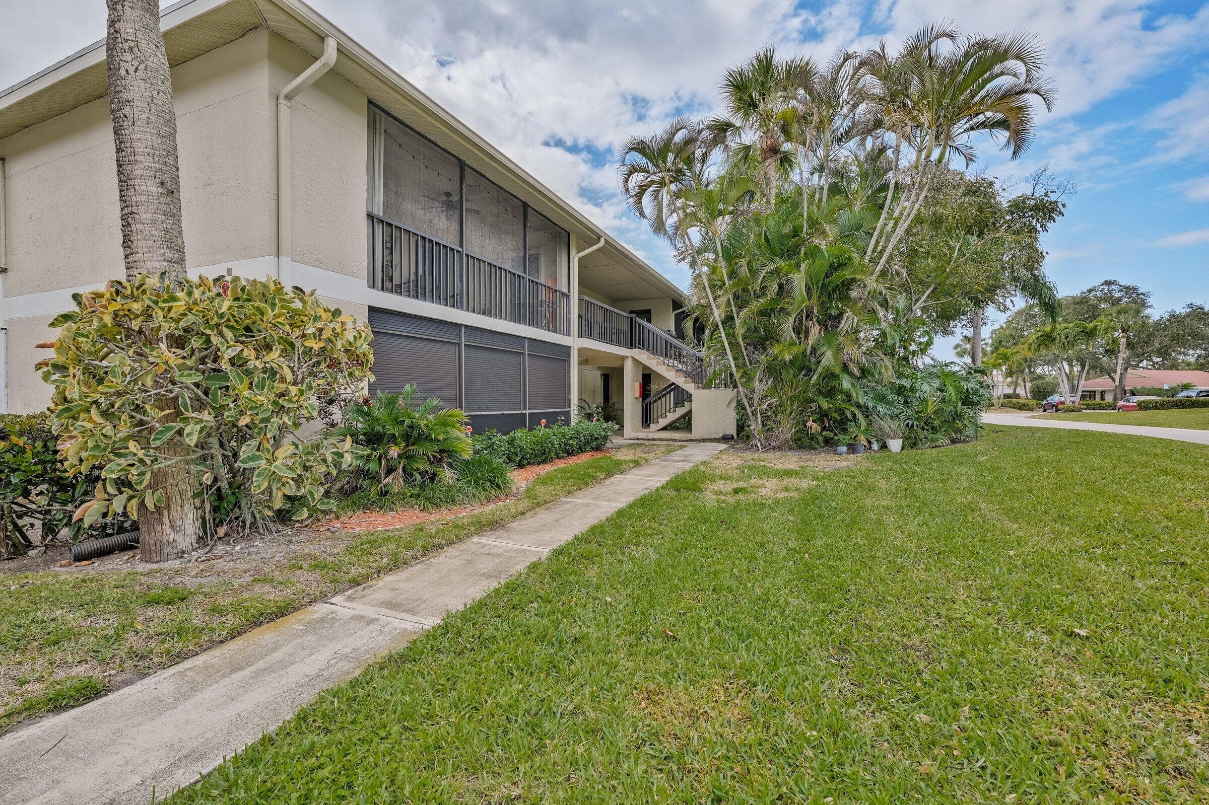 6544 Chasewood Drive #H