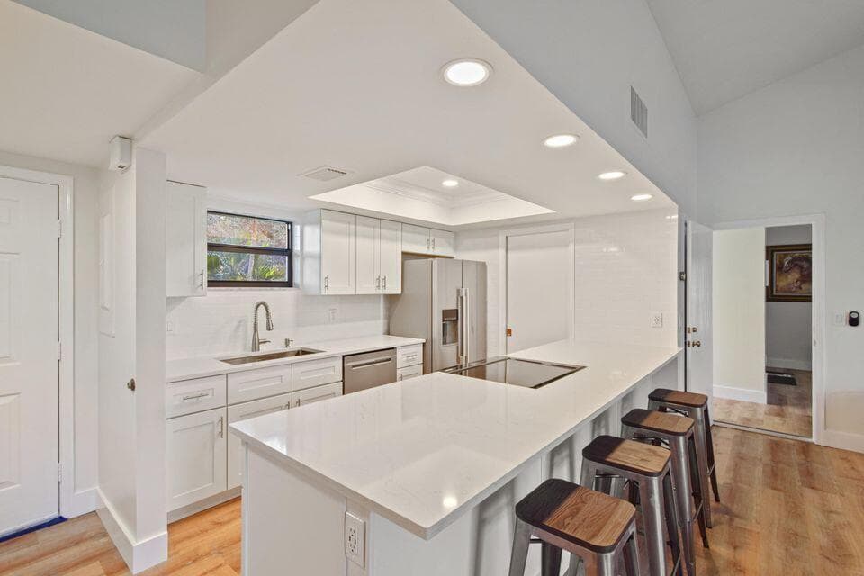 11863 Wimbledon Circle #508