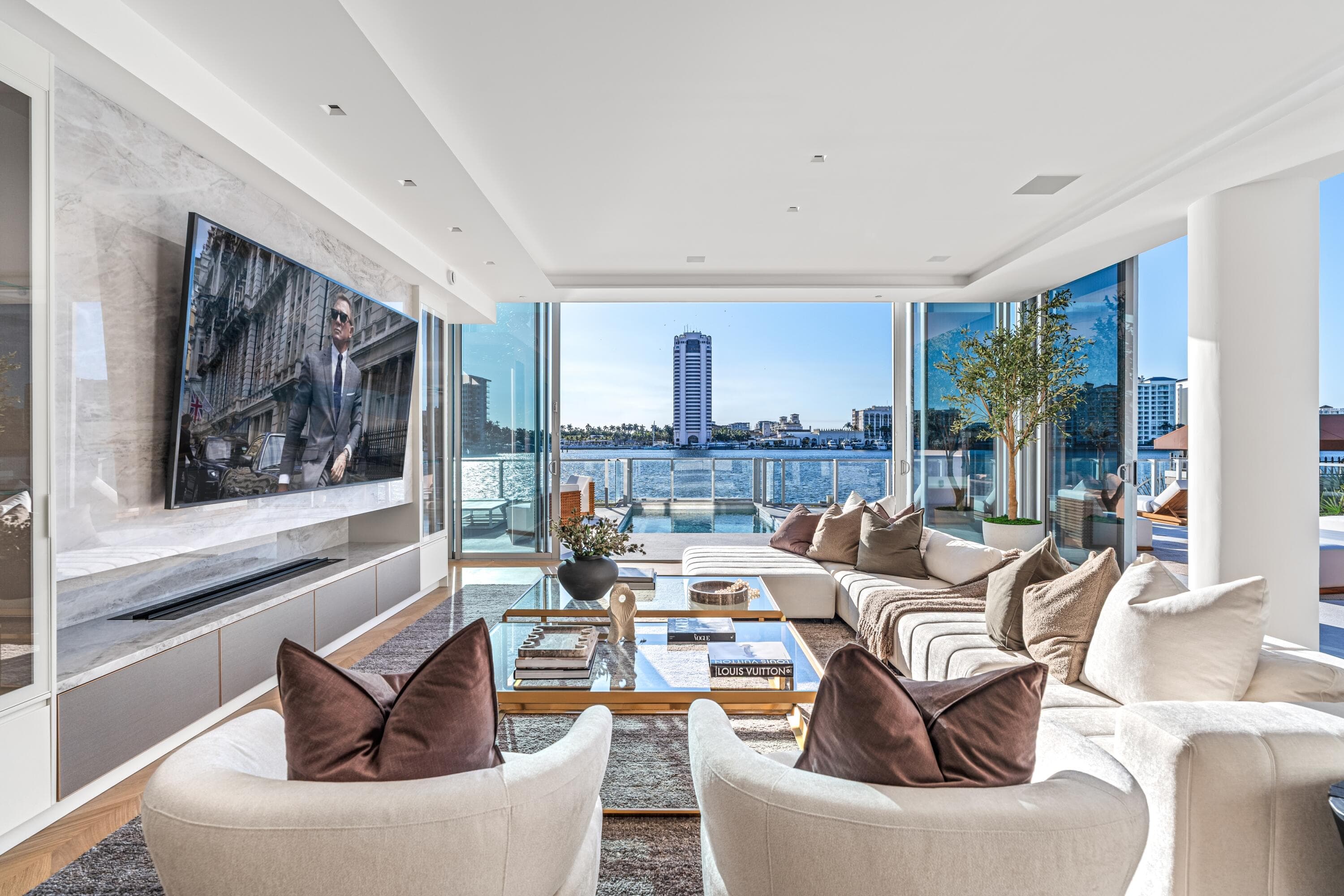 725 S Ocean Boulevard #101