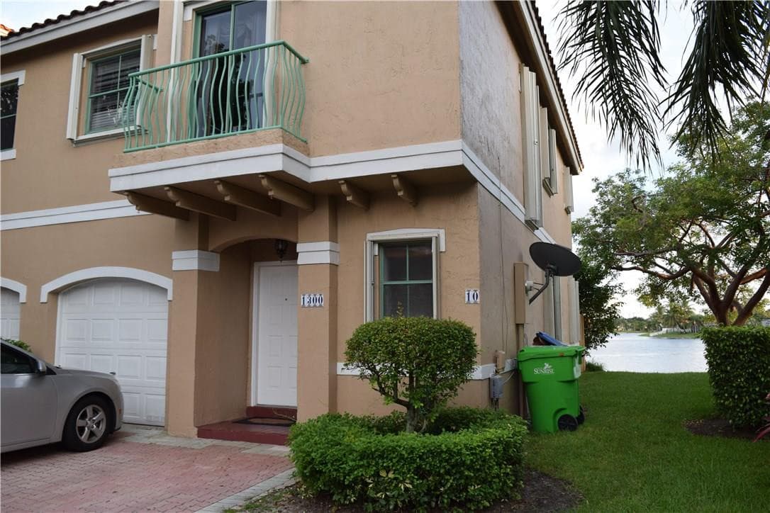 1300 NW 126th Avenue #1300
