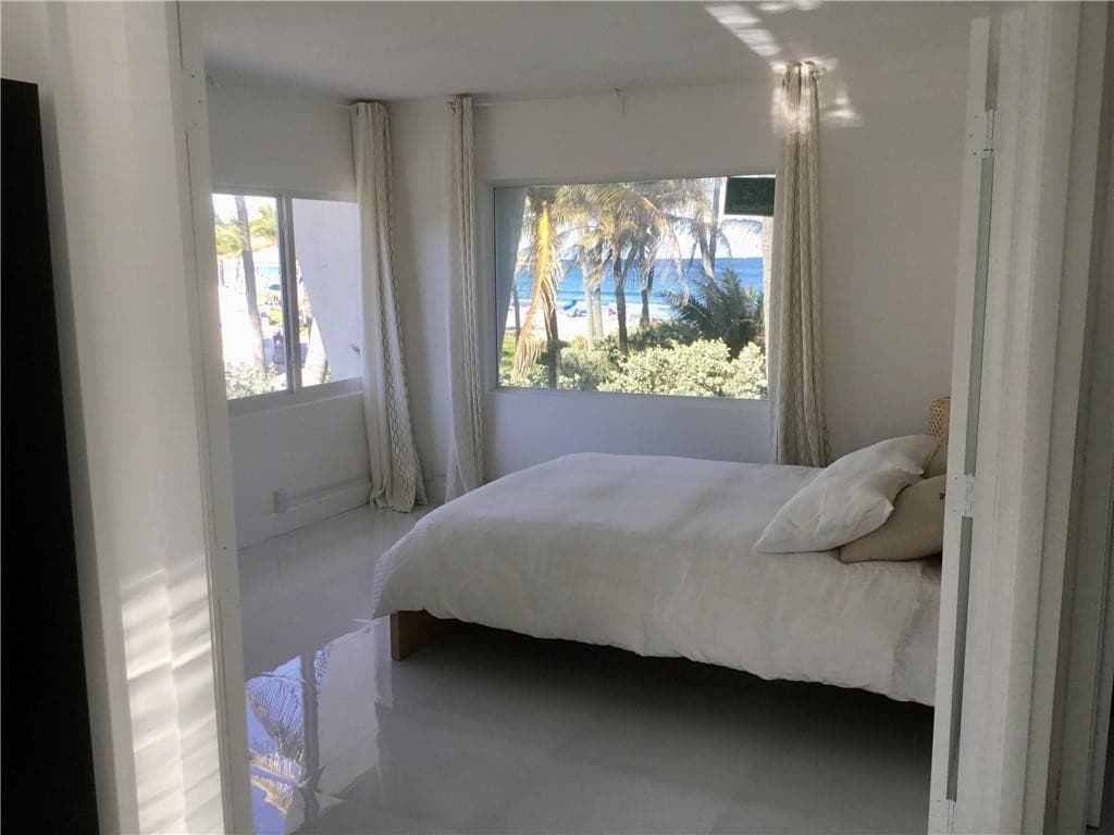 500 SE 21st Avenue #Villa 10