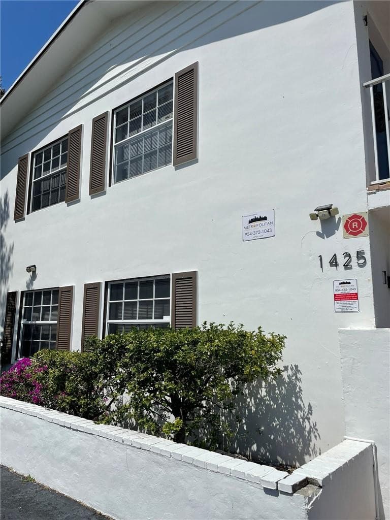 1425 NE 56th Street #3