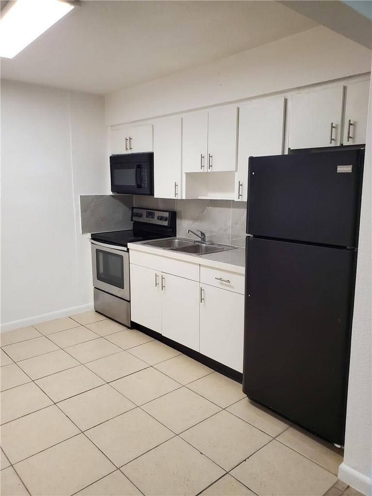 1713 SW 11th Court #2