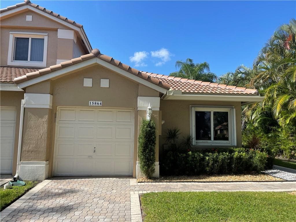 15864 SW 10th Street