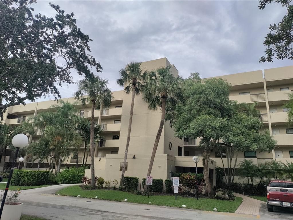 3050 NW 42nd Avenue #C-103