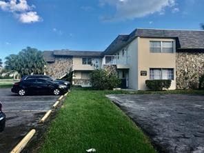 1449 N 14 #102