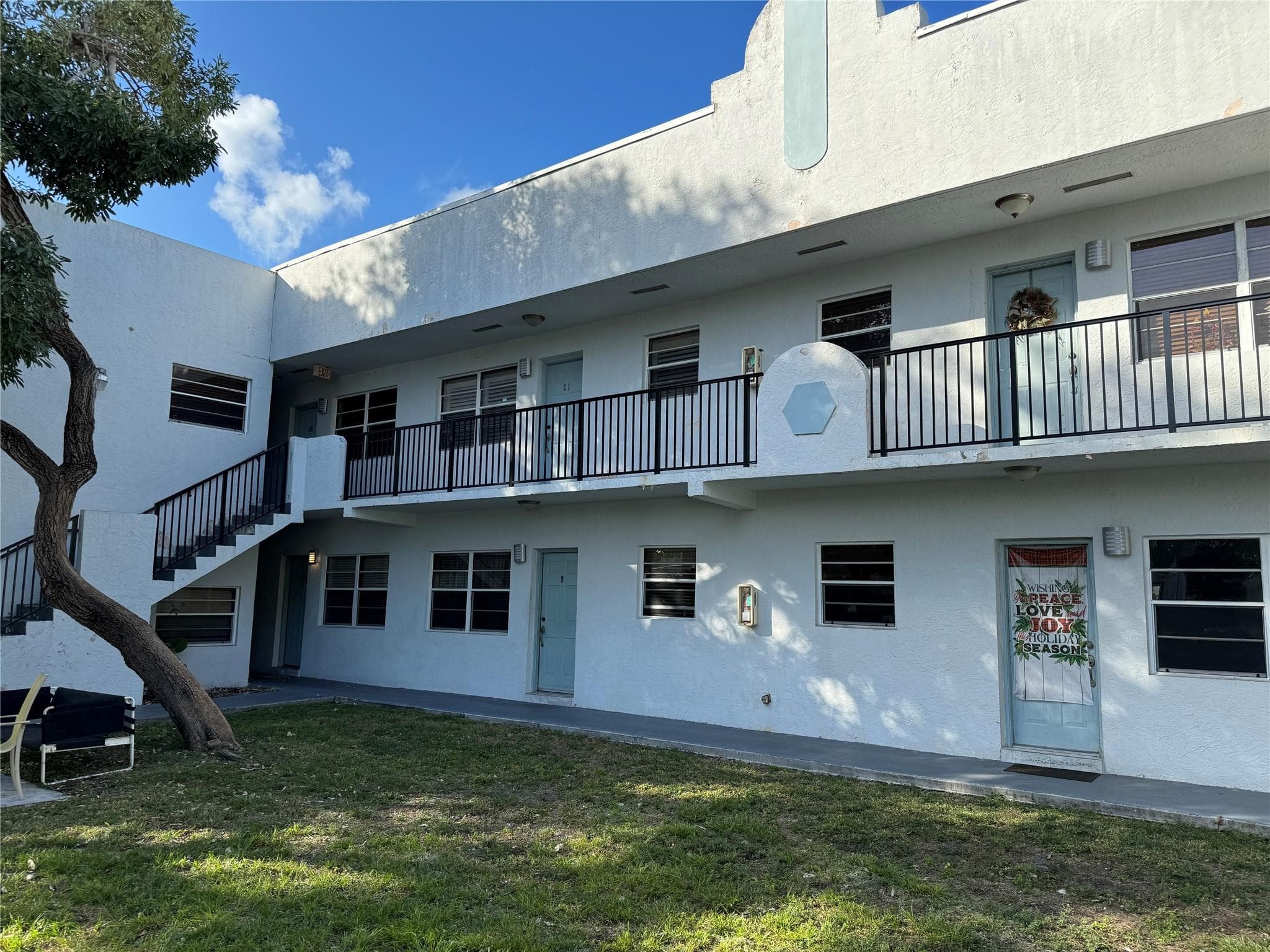 1925 Madison Street #21