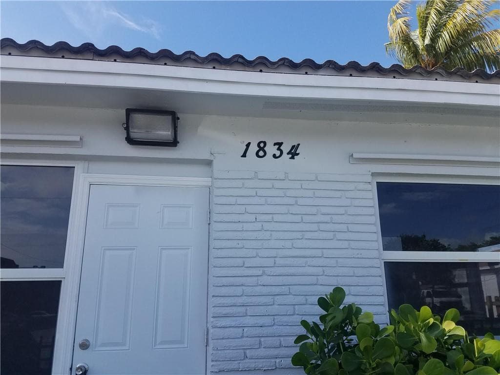 1826-1834 Johnson Street