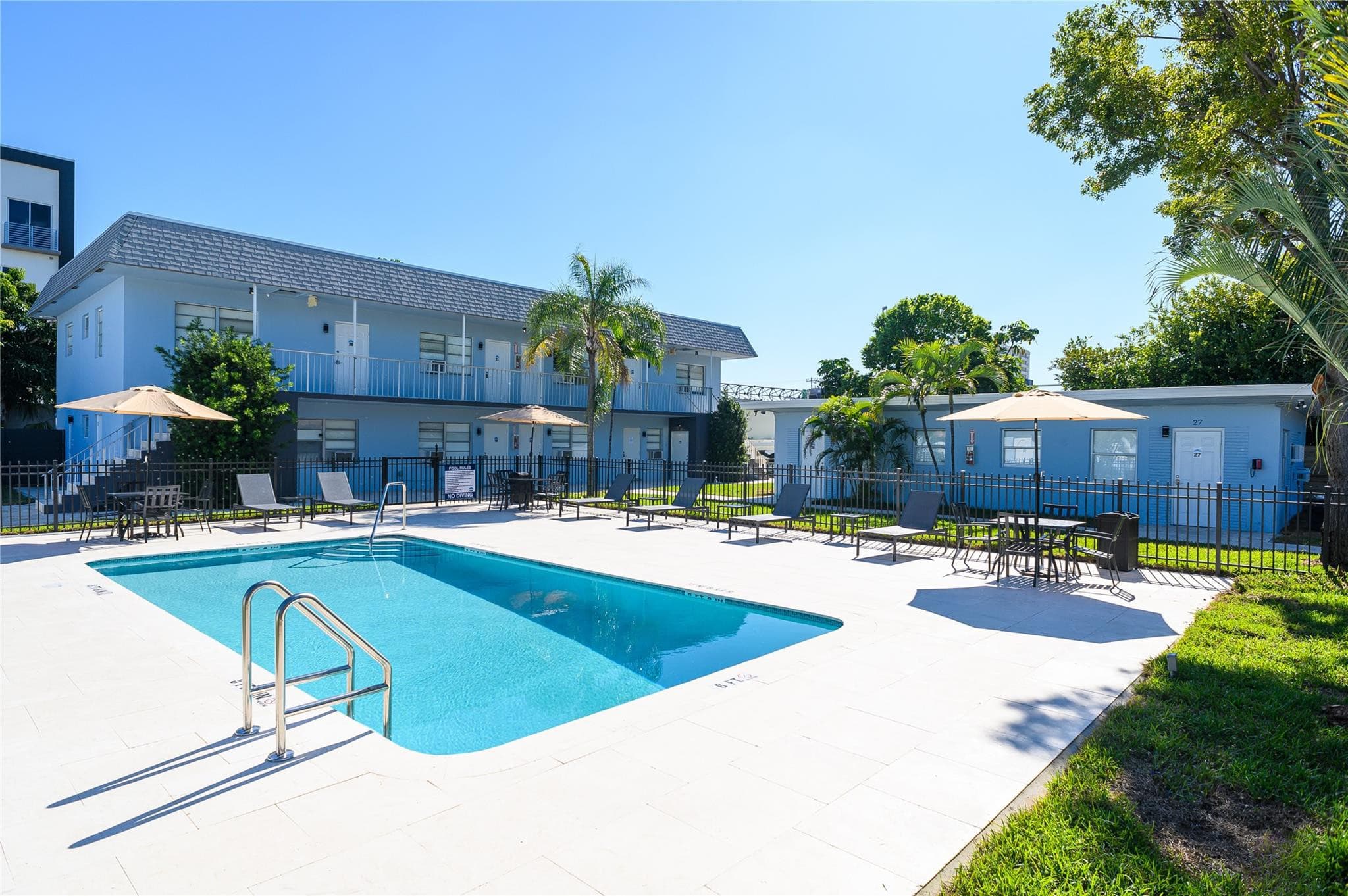 1020 N Victoria Park Road #27